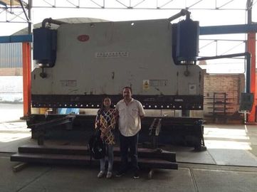 Máquina de prensagem hidráulica de alta espessura de mastro de 16 mm, freio de prensagem CNC com 2600 mm de distância entre colunas