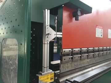 Sistema de controlo E21 Máquina de travagem de pressão hidráulica com sistema de controlo avançado