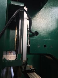 E21 Controle Máquina de travagem de pressão de aço leve com alcance de curvatura de 500 mm