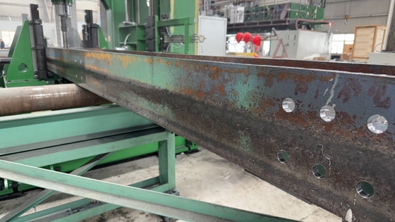 Máquina de perfuração 3D de feixe CNC de alta velocidade 7 eixos Alta eficiência e precisão
